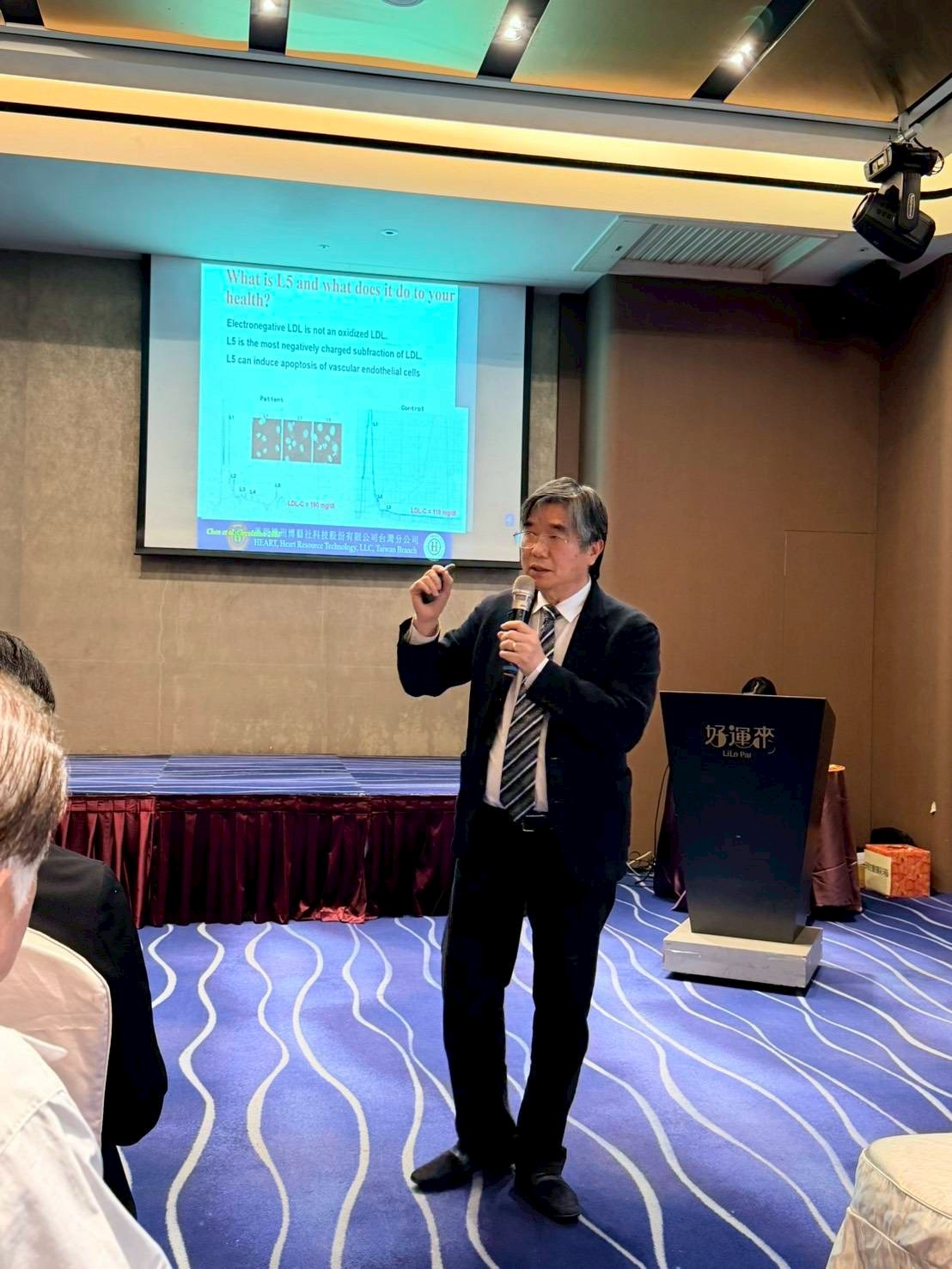 LINE_ALBUM_20251221 台中市診所協會忘年會_251222_14