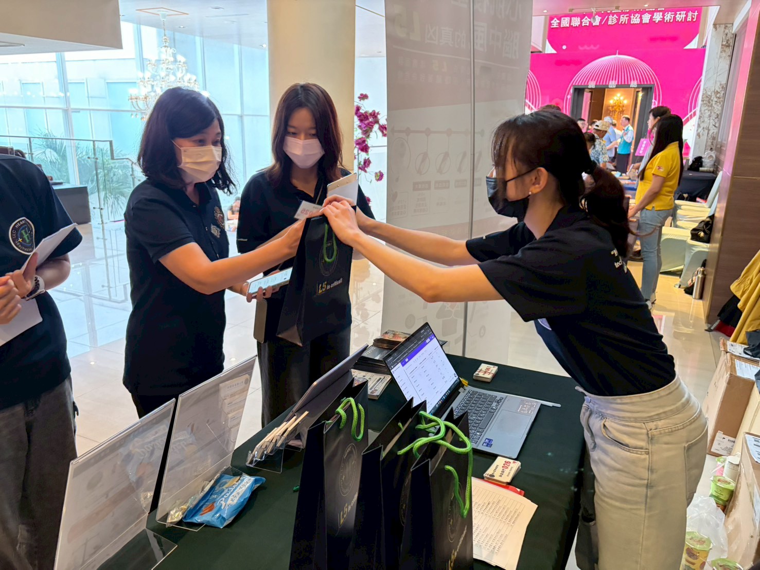LINE_ALBUM_2026614 彰化縣診所協會_260615_17